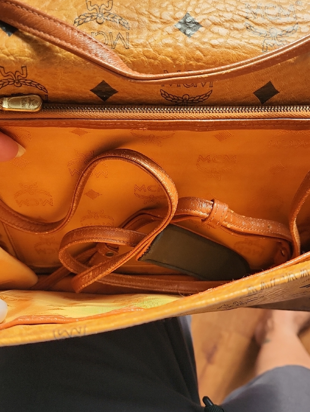 MCM Vintage Porfolio Cognac Logo Envelope Crossbody/Clutch - Picture 4 of 5